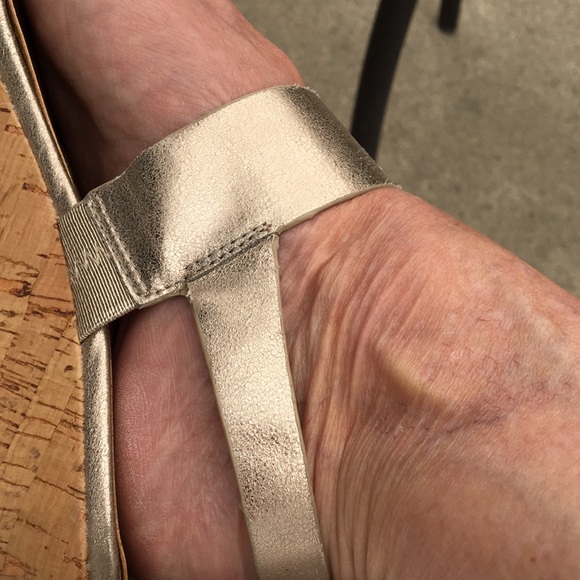 Gold sandals with bling! - Picture 10 of 10